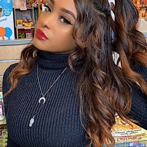 Meet your Posher, Tala